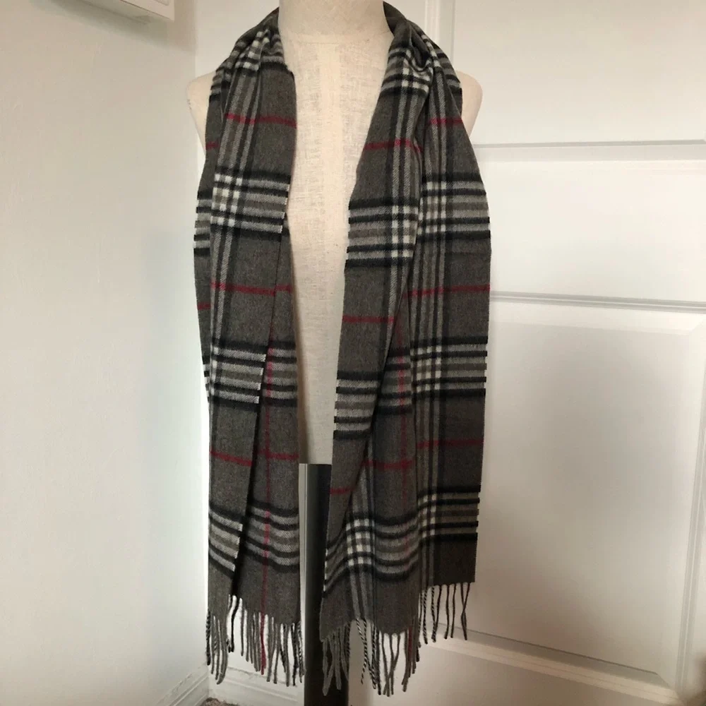 Murano Cashmere Plaid Winter Scarf in Gray, Black & Red with Fringe